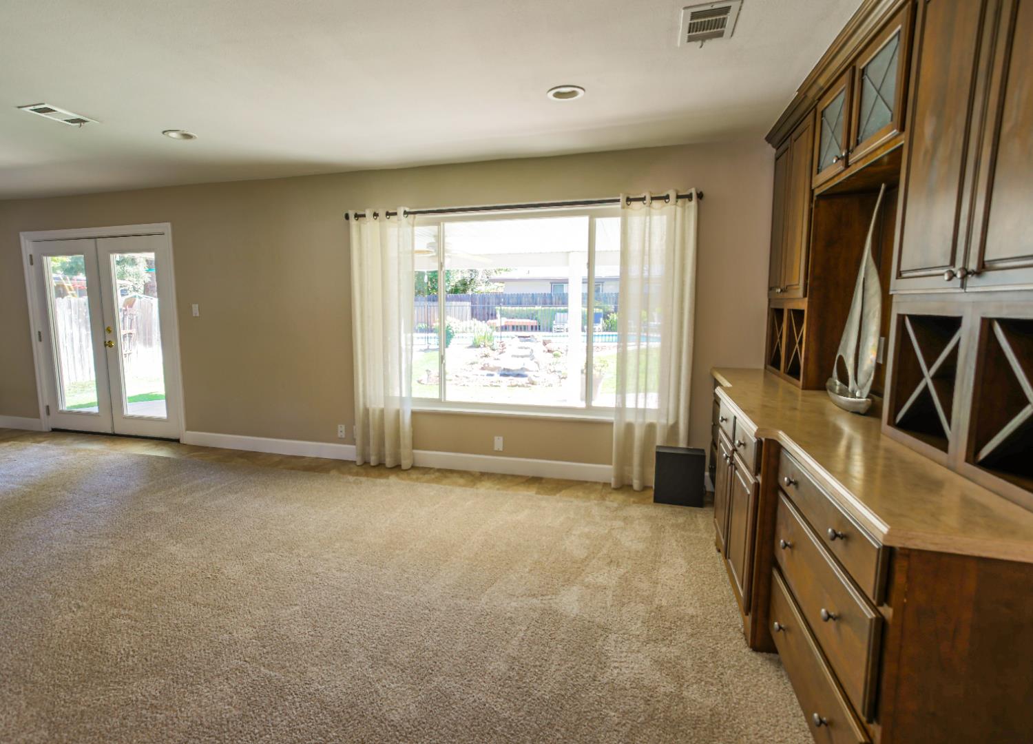 3236 Smathers Way Carmichael, CA 95608 - Photo 33 of 37