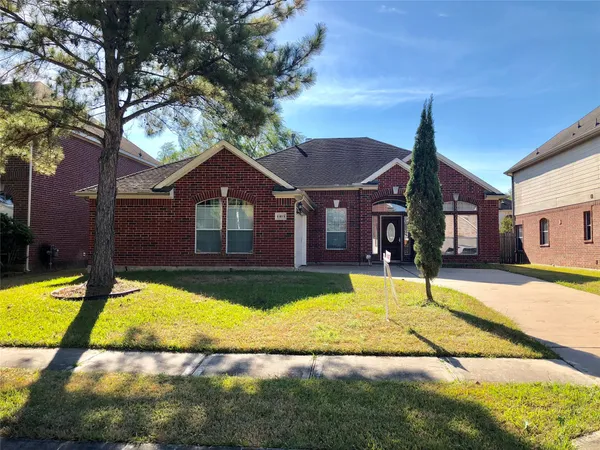 $2,200 | 13113 Sunset Cliff Court, Sugar Land, TX 77478