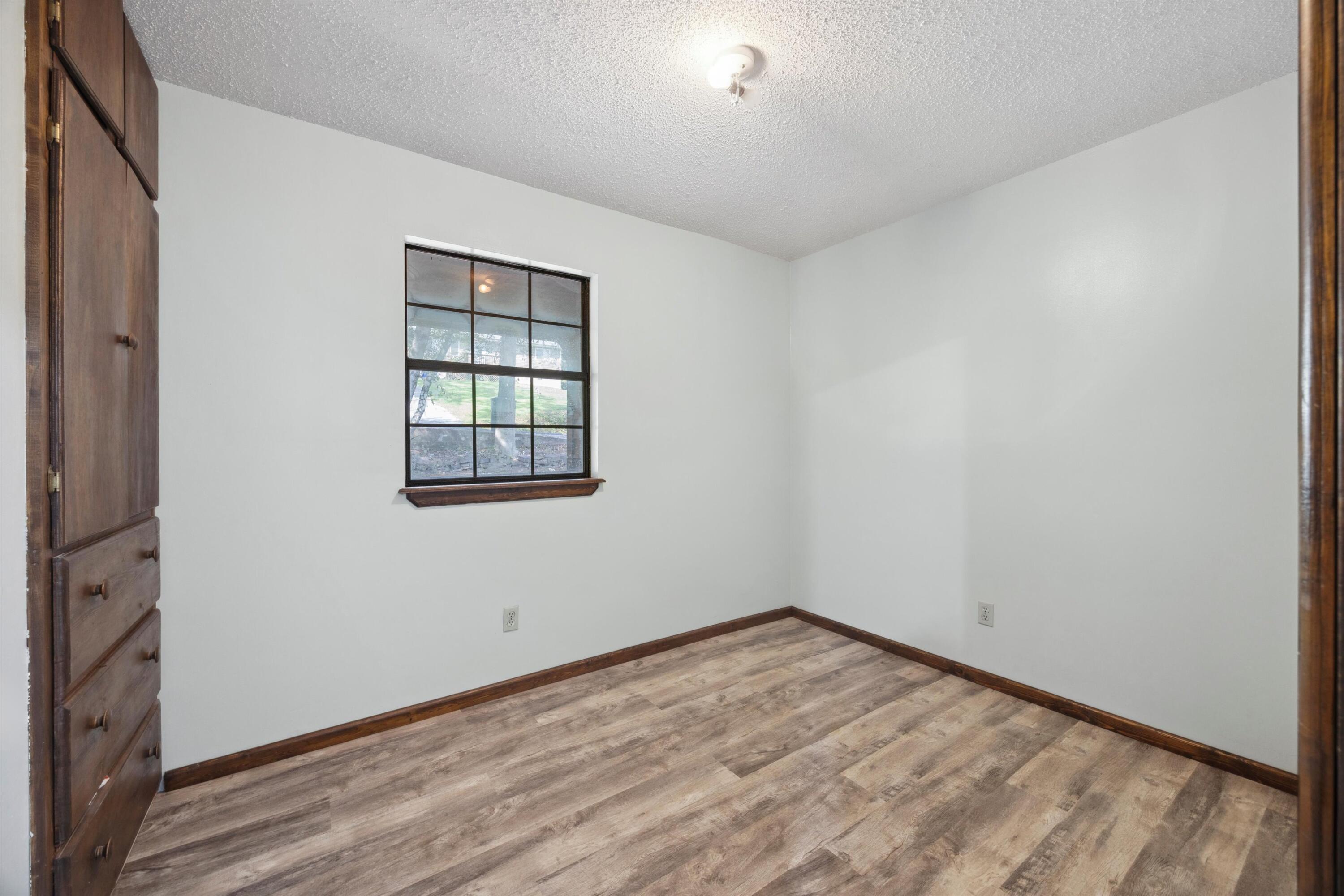910 Old Lower Mill Road Hixson, TN 37343 - Photo 19 of 22 19-2M6A4568