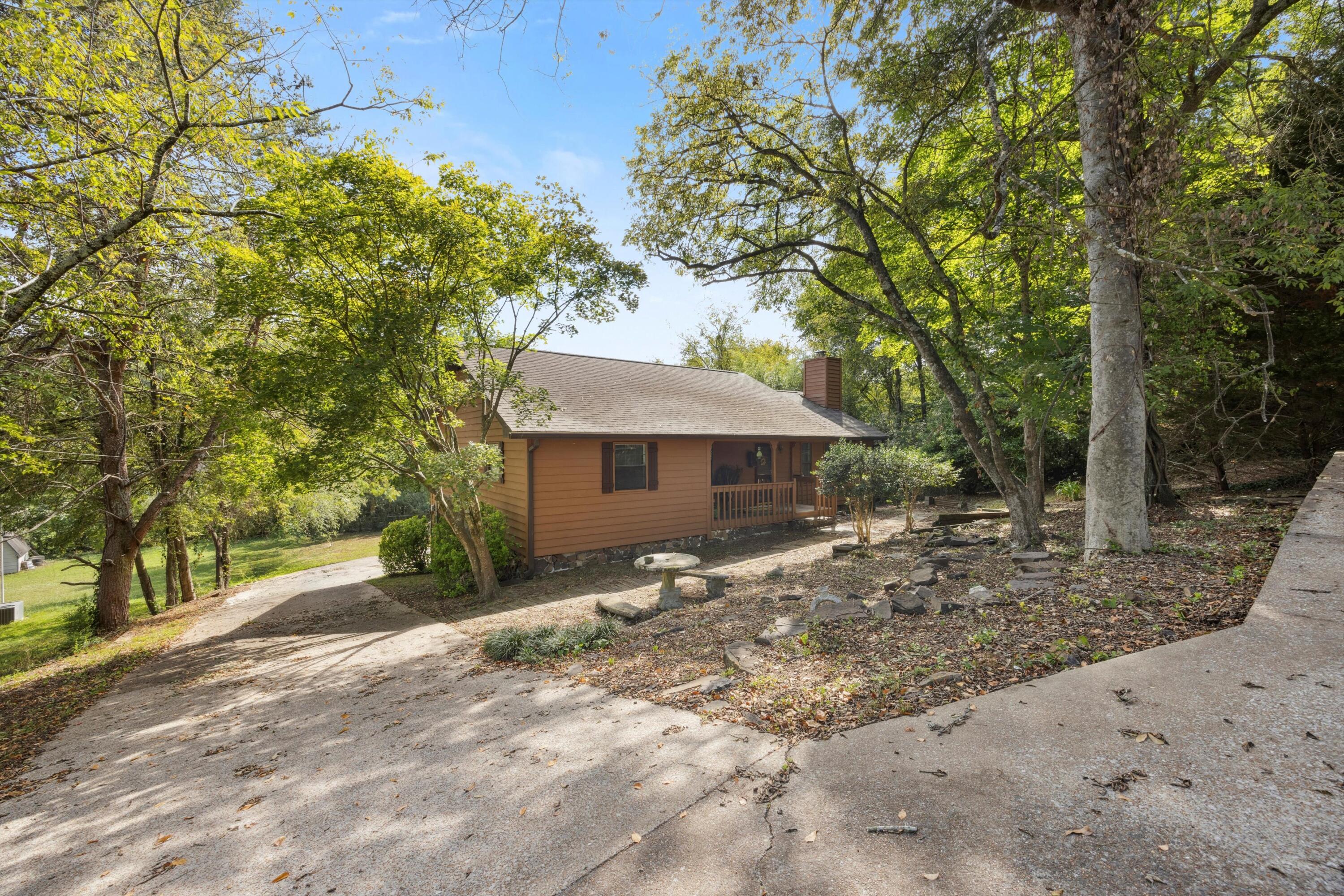 910 Old Lower Mill Road Hixson, TN 37343 - Photo 2 of 22 02-2M6A4538