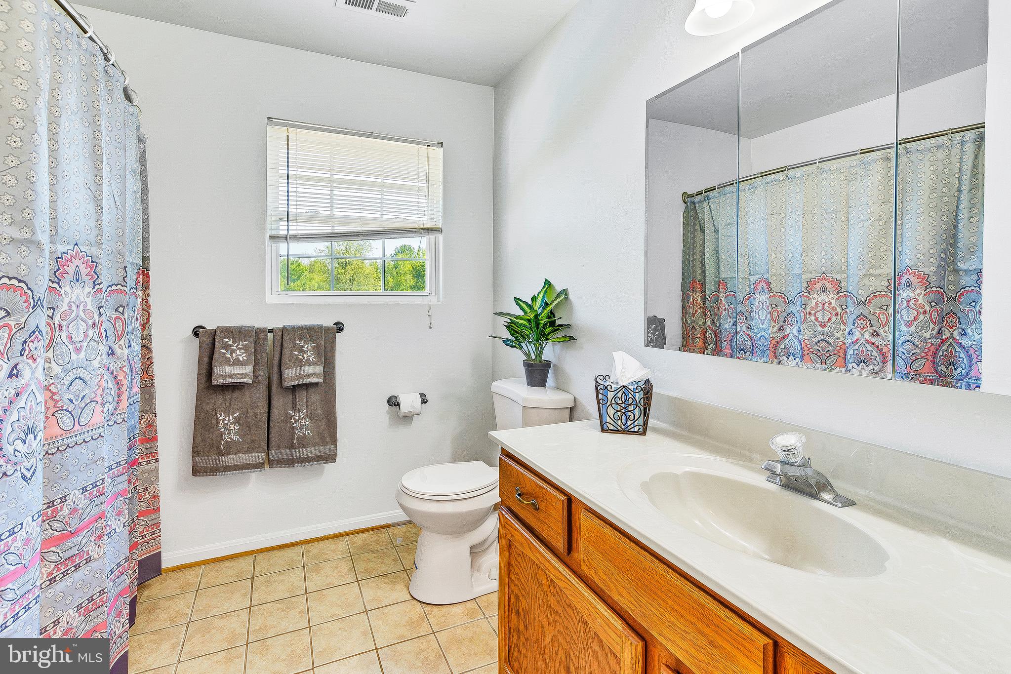 55 Walnut Creek Road Huntingtown, MD 20639 - Photo 38 of 52 Upper Level Full Bath...