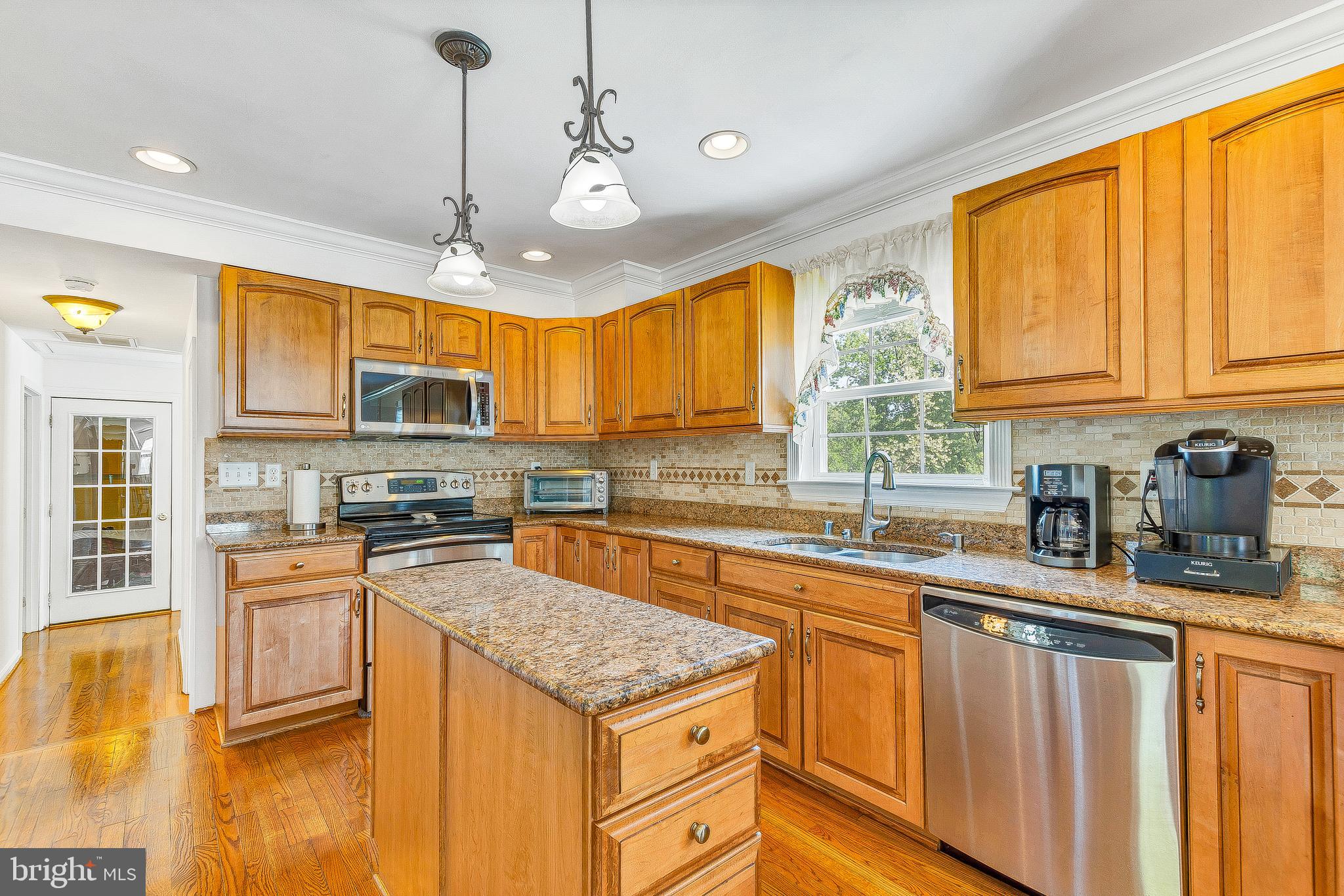 55 Walnut Creek Road Huntingtown, MD 20639 - Photo 9 of 52 Kitchen With Granite Counters...