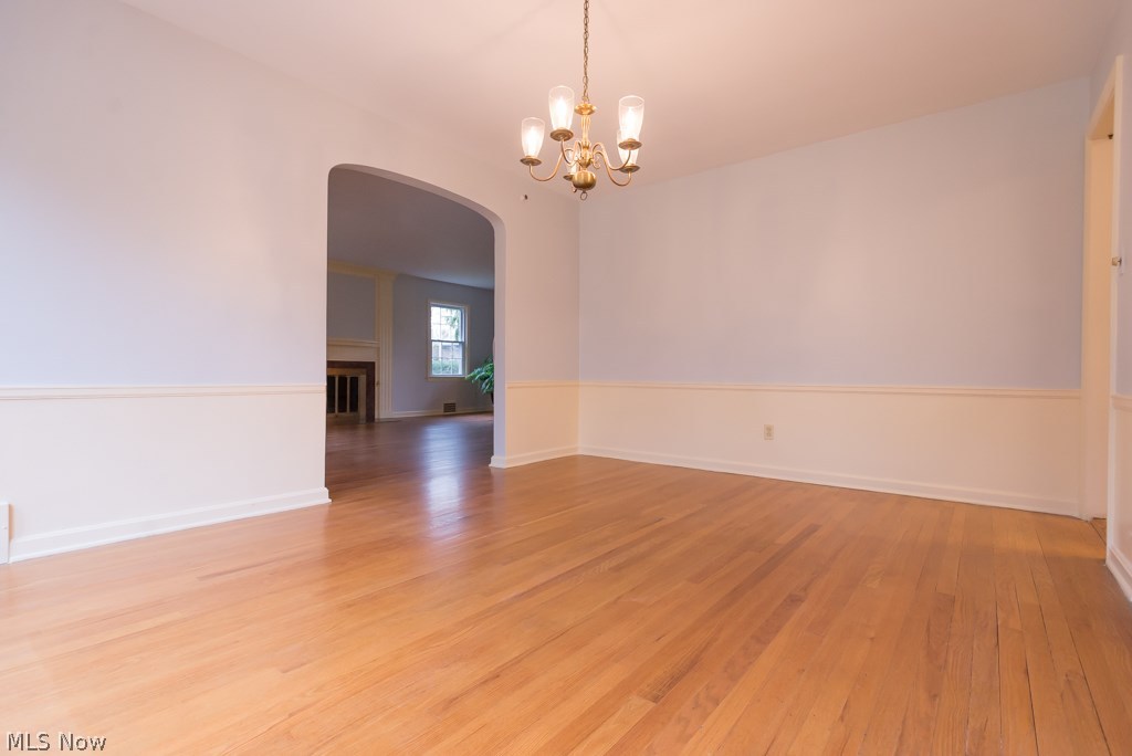 2750 Wicklow Road Cleveland, OH 44120 - Photo 6 of 35 Gallery Image 6