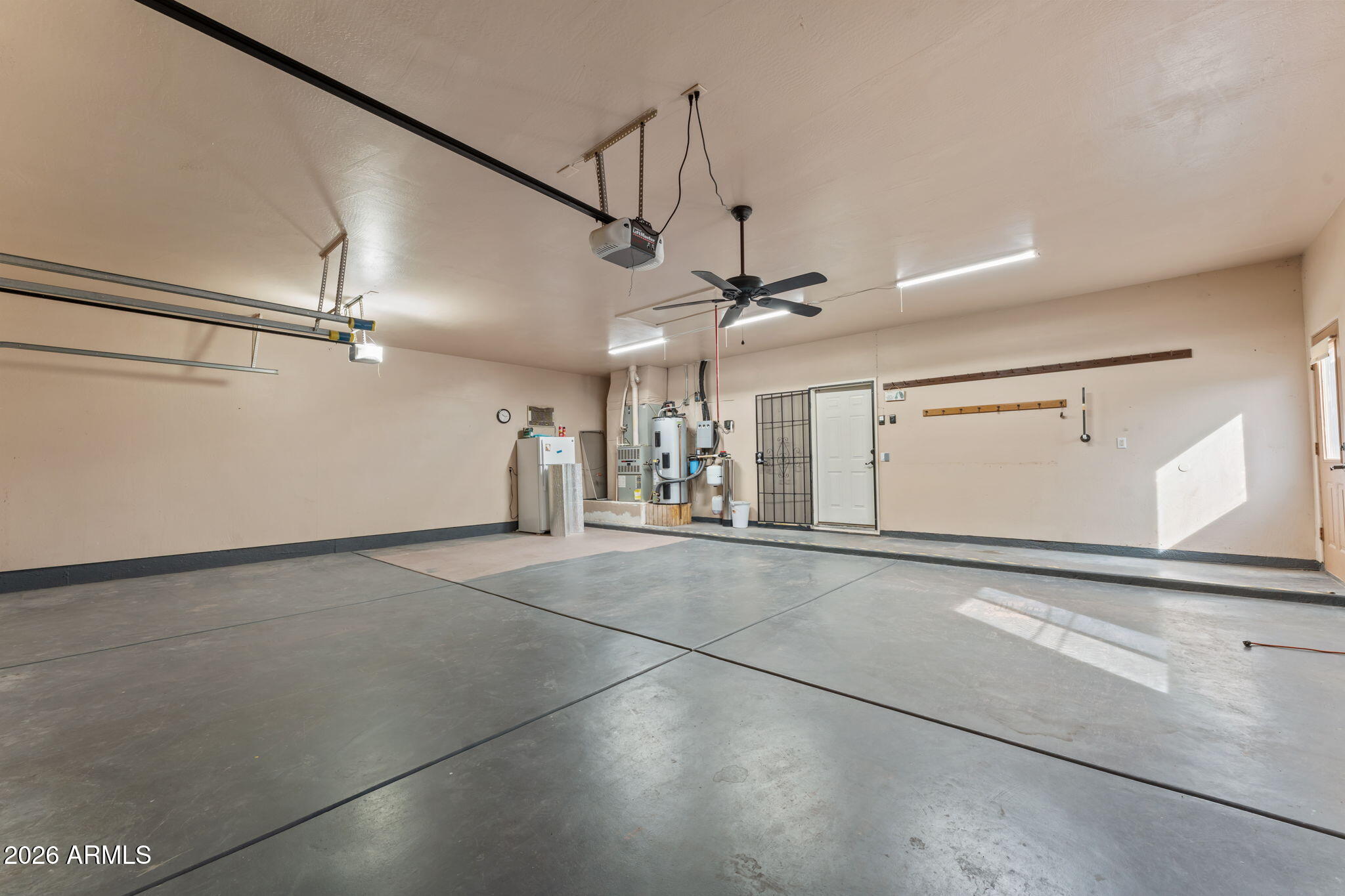 21340 Date Creek Road Wickenburg, AZ 85390 - Photo 29 of 35 a view of a garage