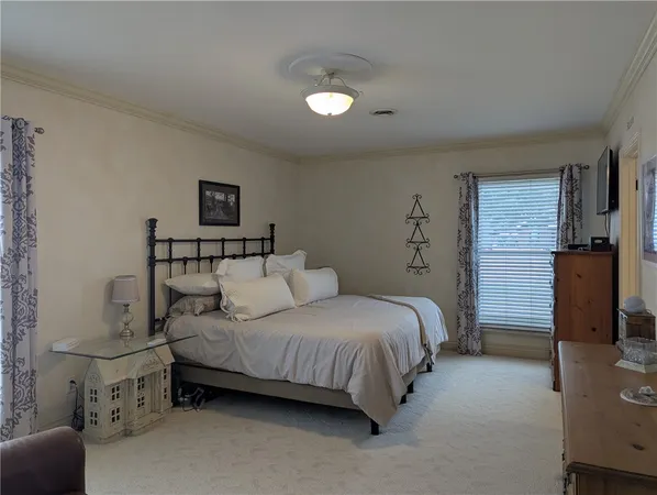 $369,900 | 105 Woodland Avenue, Ridgeway, NY 14103