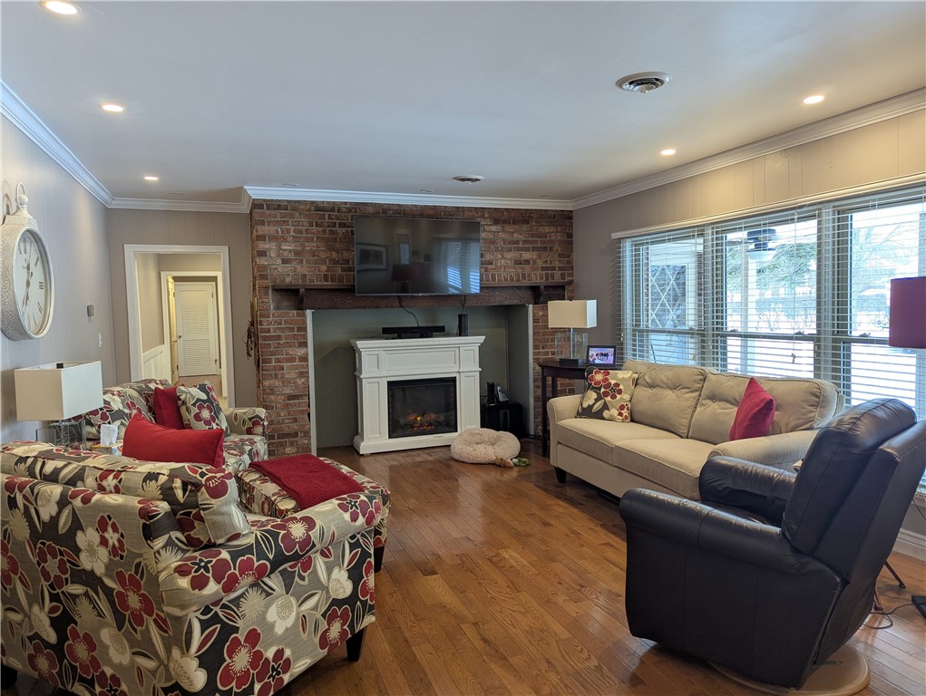 105 Woodland Avenue Ridgeway, NY 14103 - Photo 10 of 30