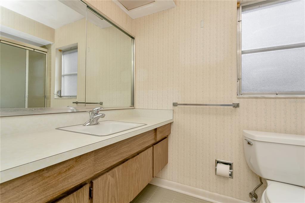 2123 South Beneva Road Sarasota, FL 34232 - Photo 21 of 65
