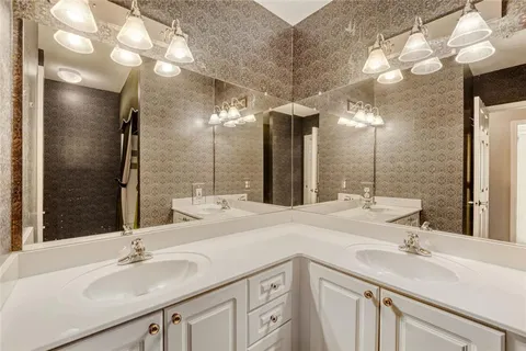 $380,000 | 3334 Peachtree Road Northeast, Unit 1208, Atlanta, GA 30326