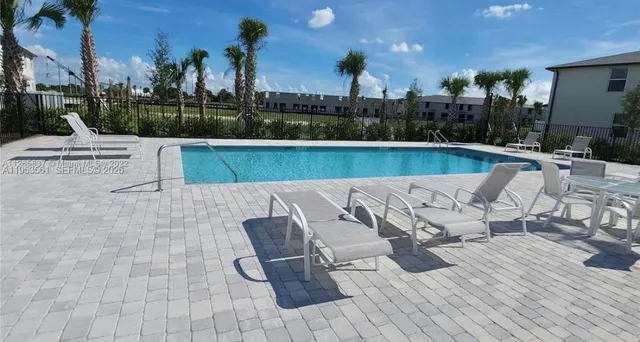 $3,050 | 5629 Mentmore Drive, West Palm Beach, FL 33407