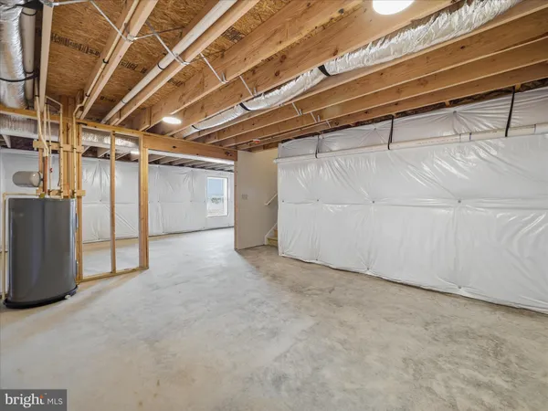 a view of a garage