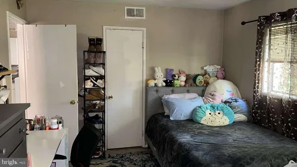 $250,000 | 4911 Americana Drive, Unit 101, Annandale, VA 22003