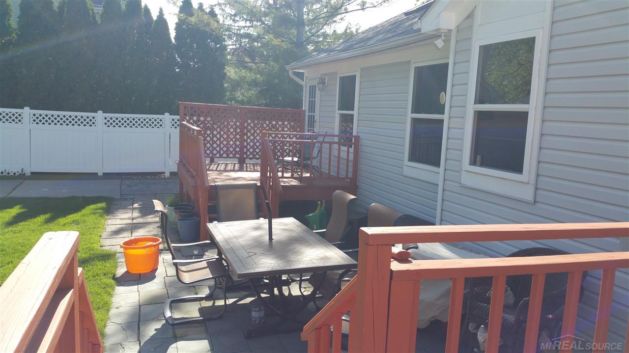 462 East South Boulevard Rochester, MI 48307 - Photo 14 of 64