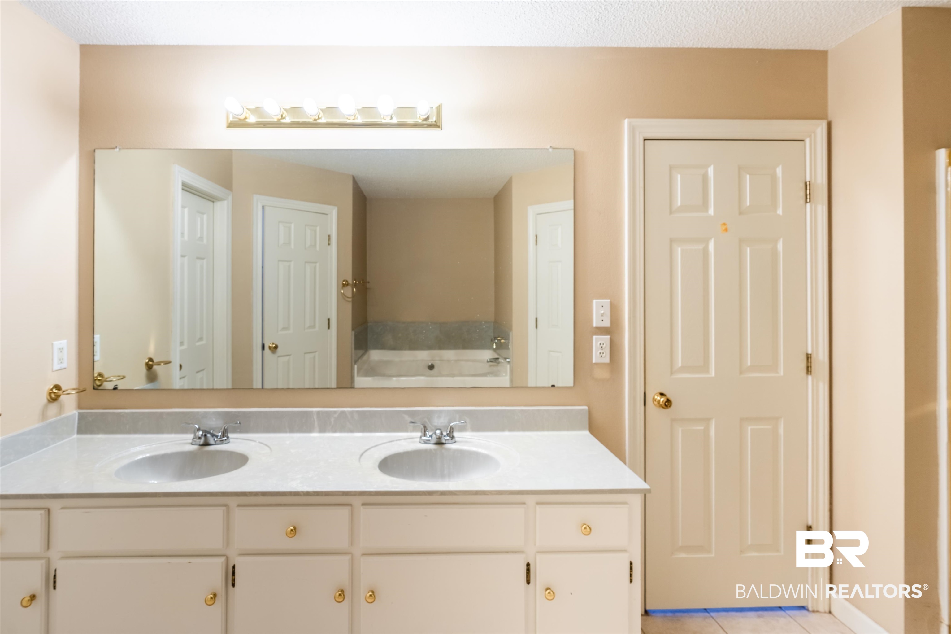 11425 Wheatcroft Road South Grand Bay, AL 36541 - Photo 23 of 41