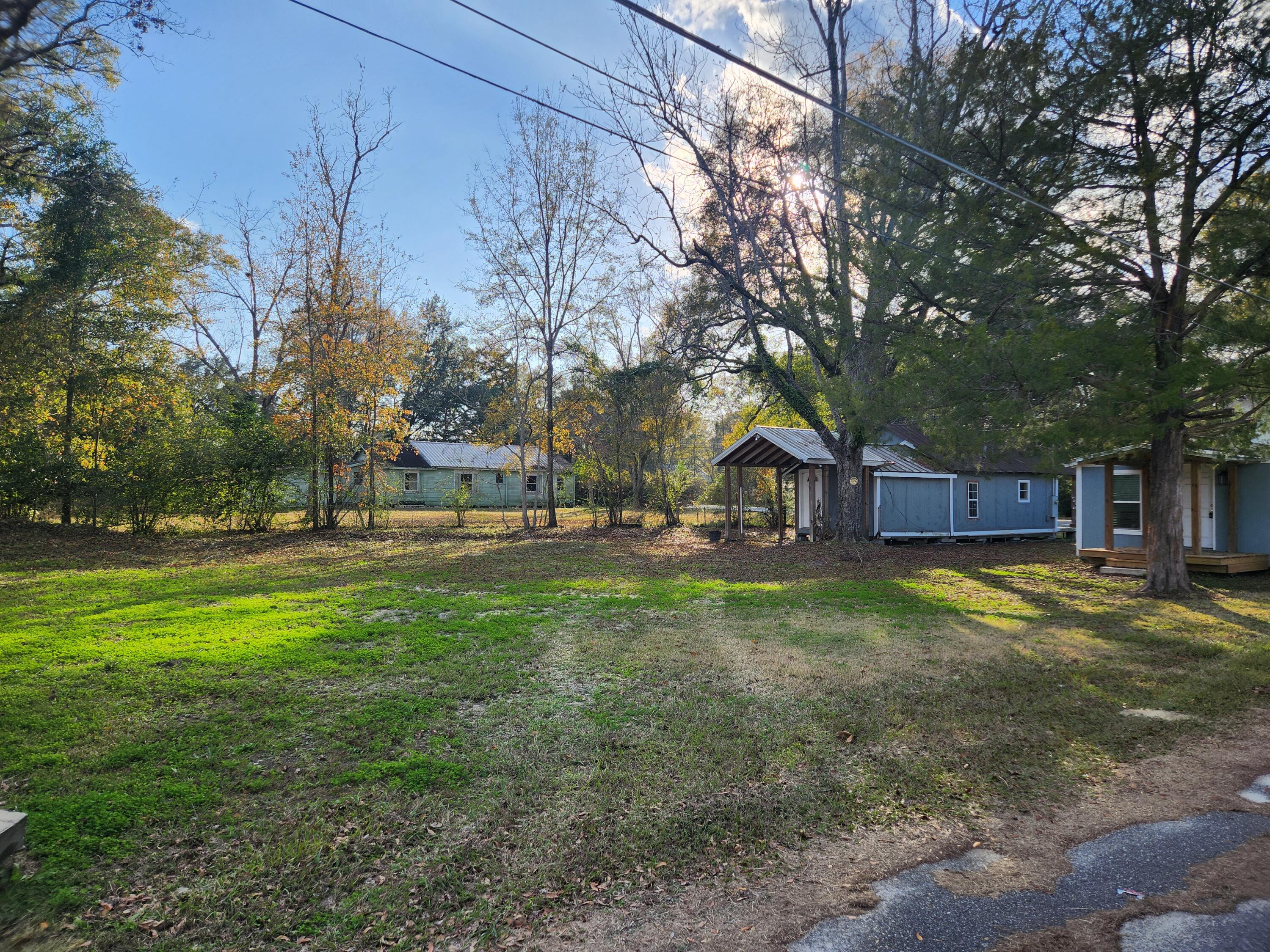 577 Main Street Chipley, FL 32428 - Photo 7 of 14 20241231_145310