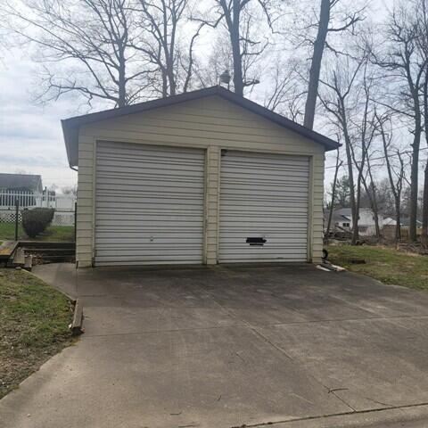 574 Christopher Road Jackson, MI 49203 - Photo 5 of 23 Pole barn