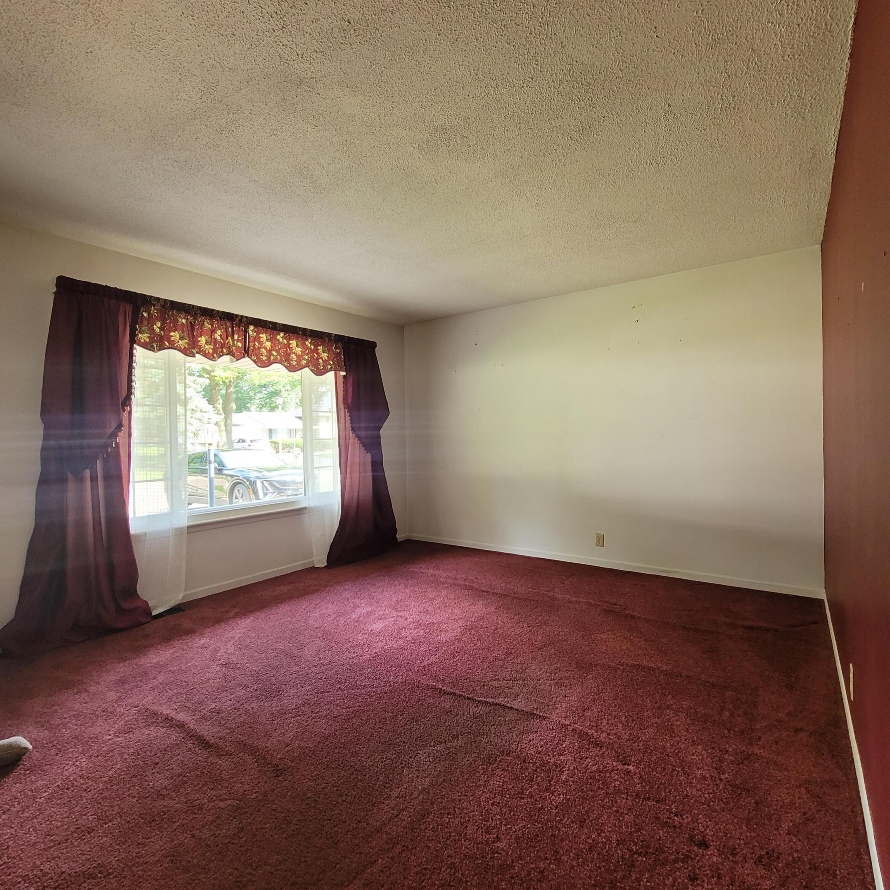 574 Christopher Road Jackson, MI 49203 - Photo 6 of 23 Living room