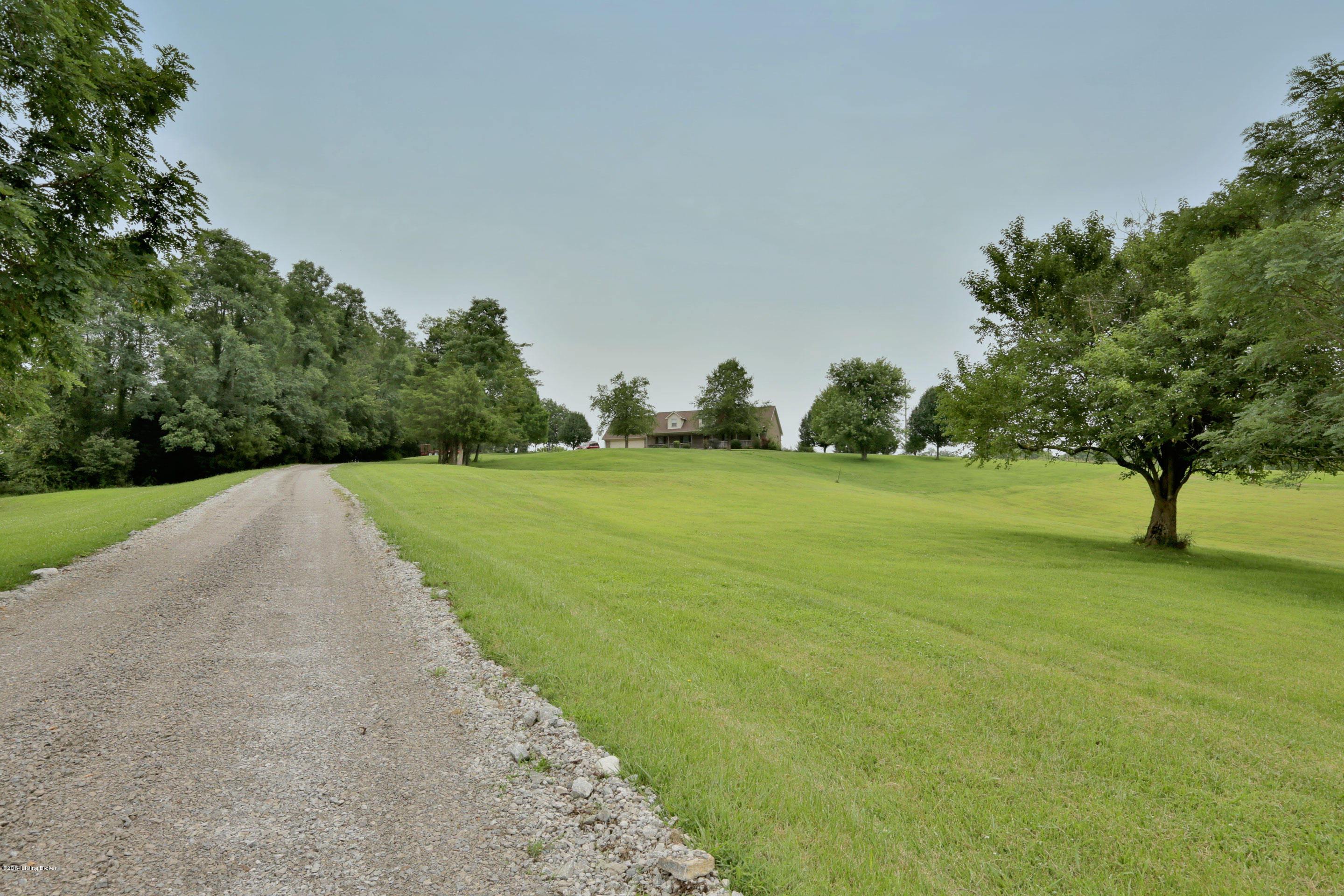 10725 Frankfort Road Waddy, KY 40076 - Photo 12 of 28 front-house-from-drive-way