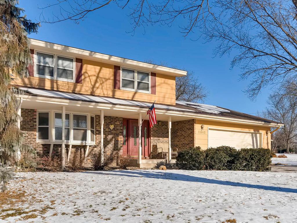 11042 Stanley Curve Bloomington, MN 55437 - Photo 1 of 1