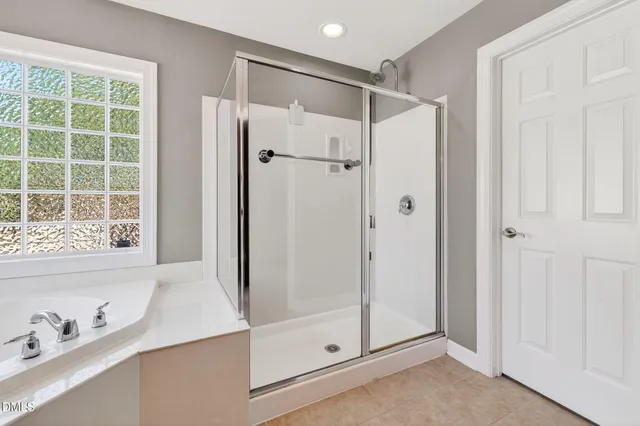 a view of a workspace with furniture