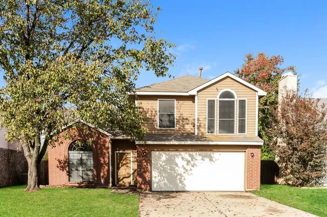 $2,050 | 4149 Stinwick Lane, Grand Prairie, TX 75052