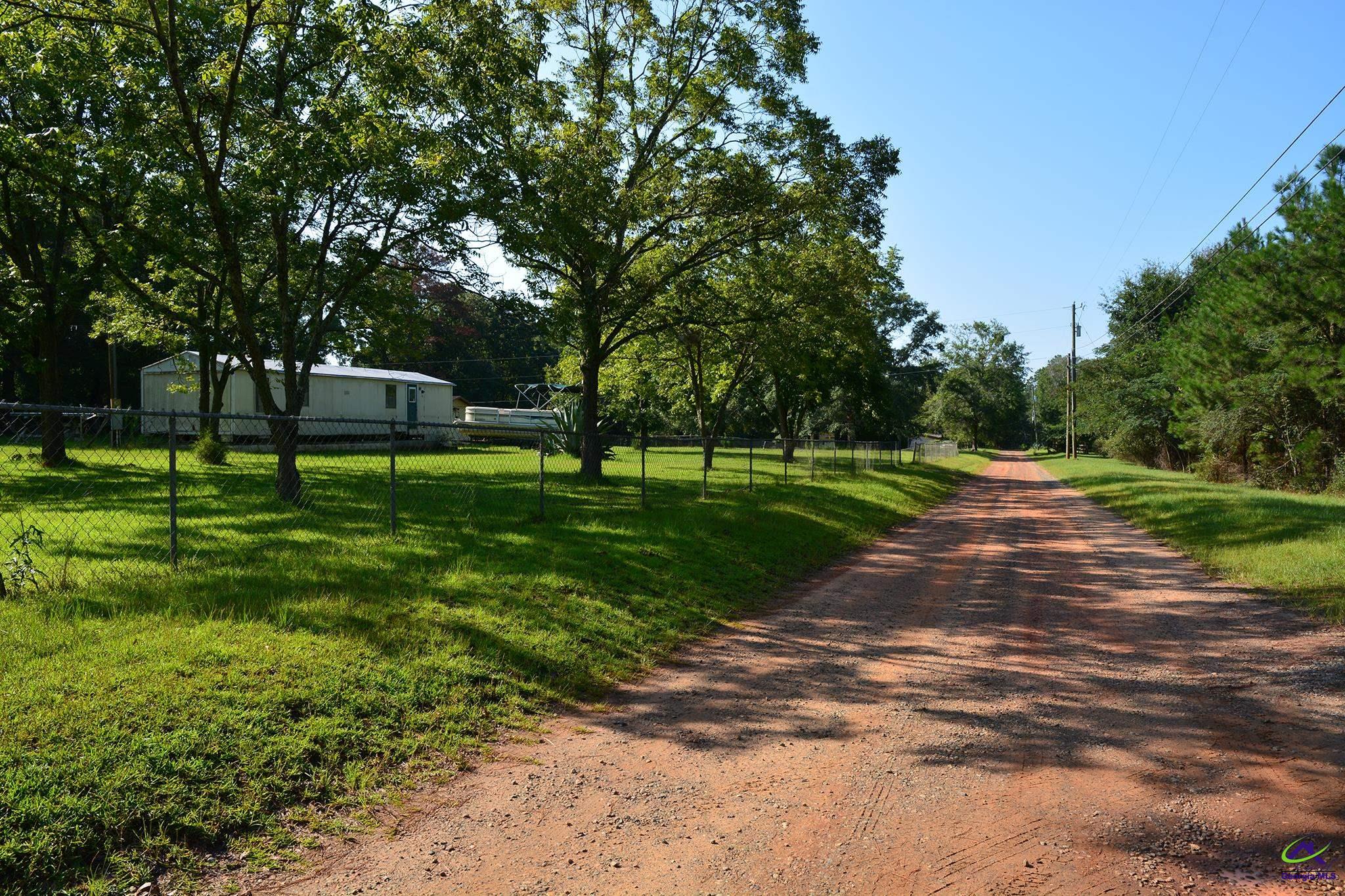 118 Thunder Road Hawkinsville, GA 31036 - Photo 20 of 56 Gallery Image 20