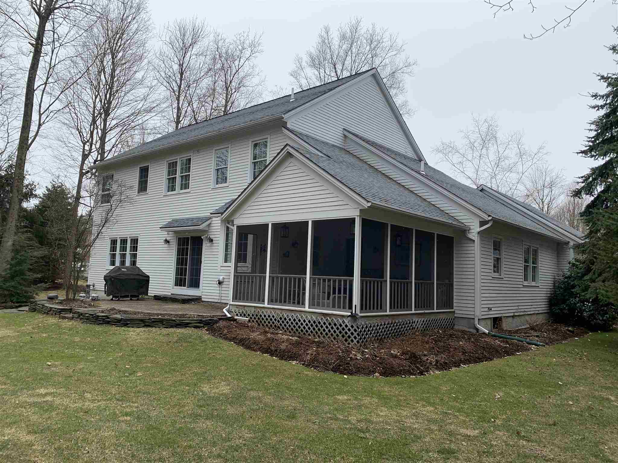 38 Cardinal Way Shelburne, VT 05482 - Photo 3 of 27 Gallery Image 3