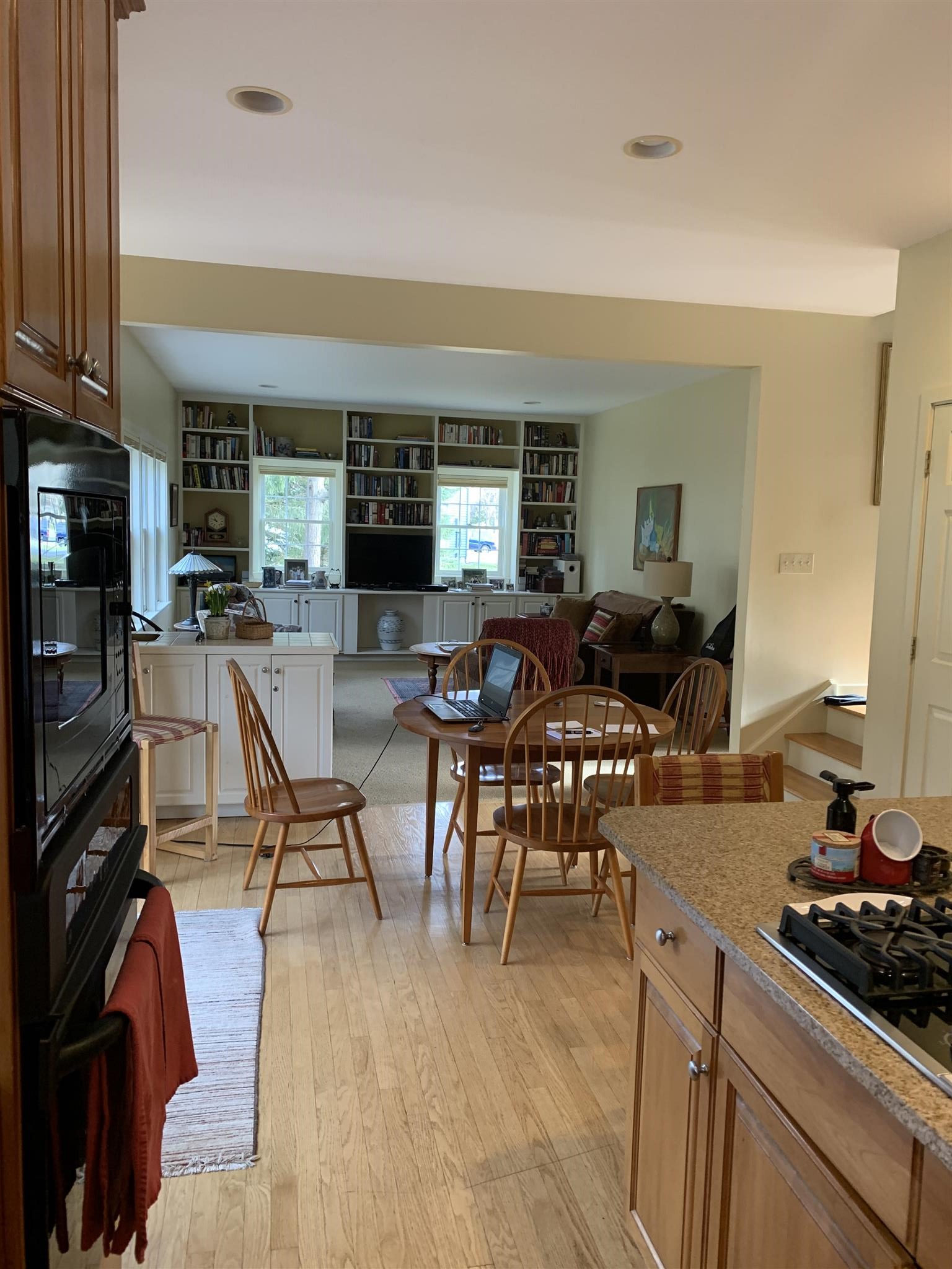 38 Cardinal Way Shelburne, VT 05482 - Photo 10 of 27 Gallery Image 10