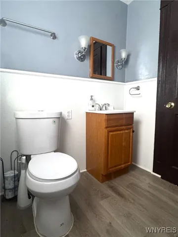 $975 | 1970 Whitney Avenue, Niagara Falls, NY 14301