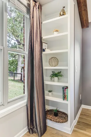 $1,250,000 | 610 Farrell Parkway, Nashville, TN 37220