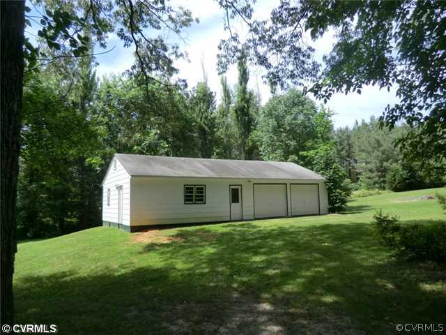 151 Petersburg Road Powhatan, VA 23139 - Photo 11 of 12 Parking Lot/Garage - Huge 48x24 GARAGE/WORKSHOP w/