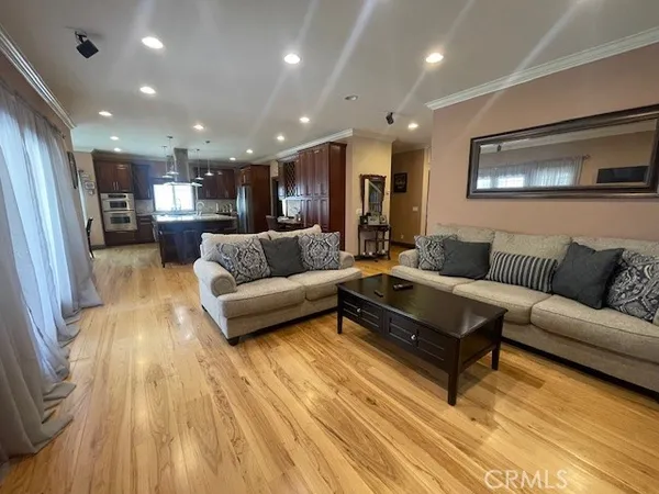 $1,559,000 | 10066 Golden Oaks Avenue, Tujunga, CA 91042