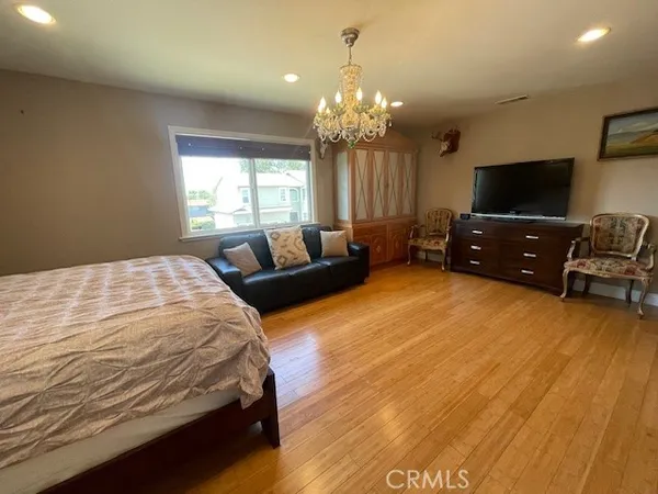 $1,559,000 | 10066 Golden Oaks Avenue, Tujunga, CA 91042