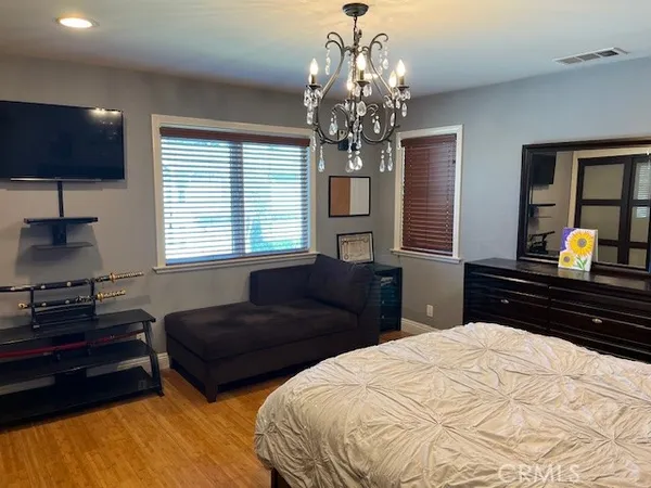 $1,559,000 | 10066 Golden Oaks Avenue, Tujunga, CA 91042