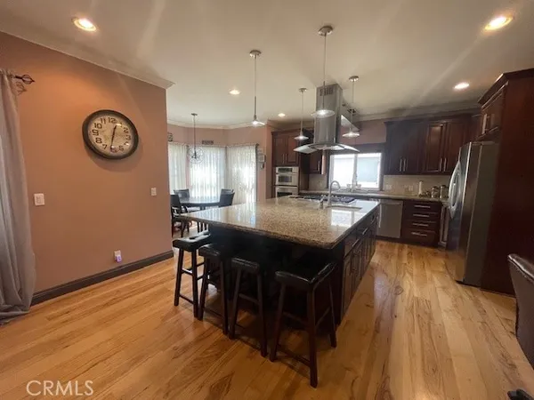 $1,559,000 | 10066 Golden Oaks Avenue, Tujunga, CA 91042