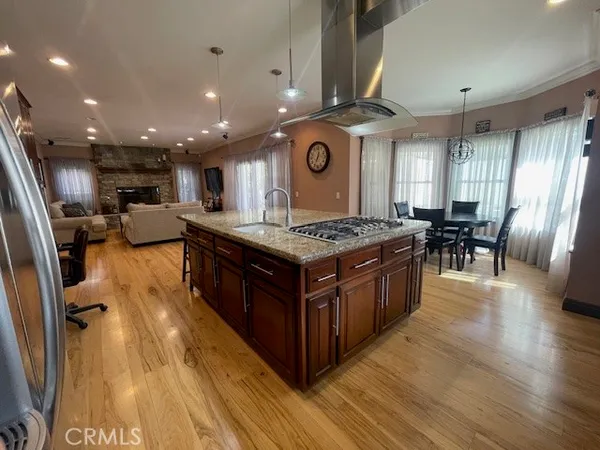 $1,559,000 | 10066 Golden Oaks Avenue, Tujunga, CA 91042