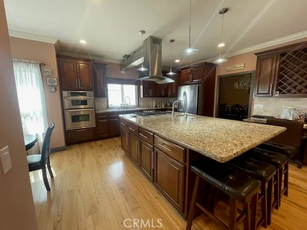 $1,559,000 | 10066 Golden Oaks Avenue, Tujunga, CA 91042