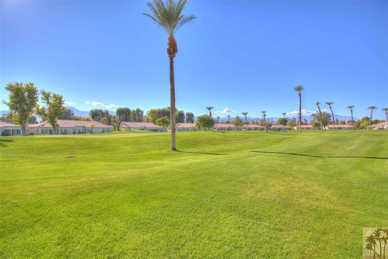49121 Biery Street Indio, CA 92201 - Photo 4 of 25 a view of a basketball court