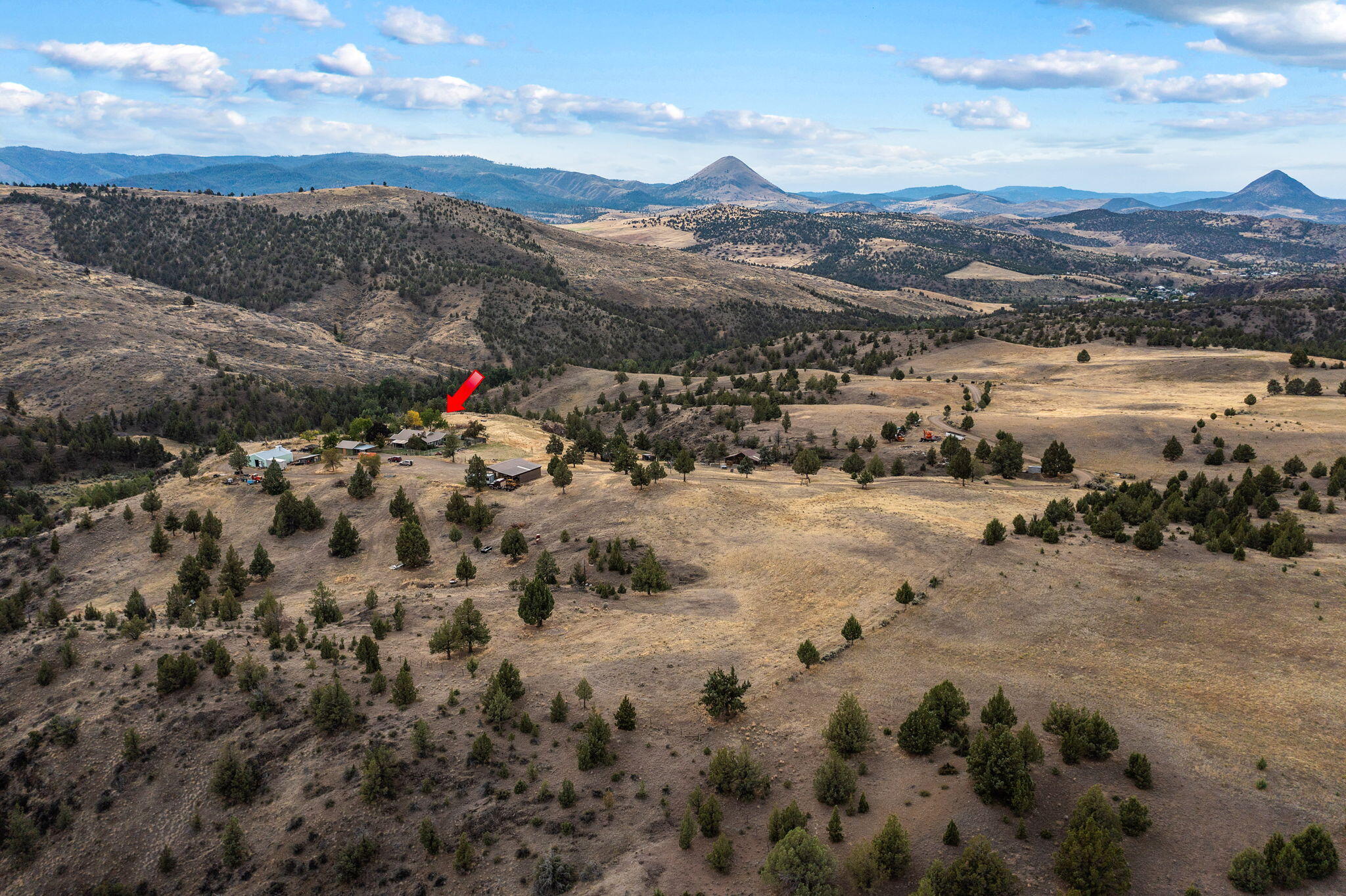 19369 Highway 26 Mitchell, OR 97750 - Photo 56 of 60 2025_09_30_19369_us26_mitchell-drone-11