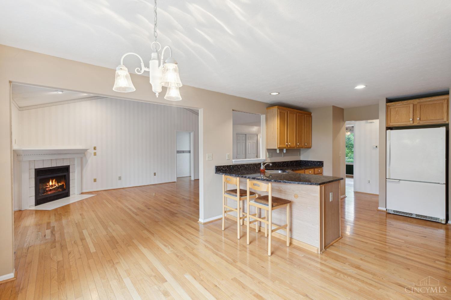 5554 Randy Drive Fairfield, OH 45014 - Photo 11 of 36 Gallery Image 11