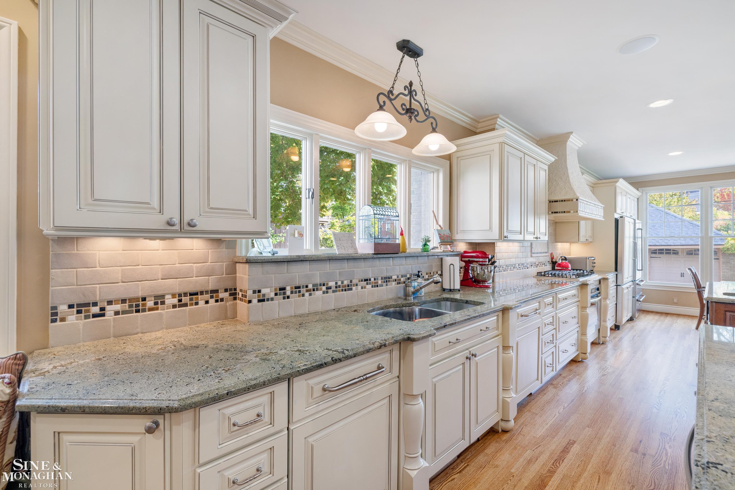 1148 Devonshire Road Grosse Pointe Park, MI 48230 - Photo 38 of 89