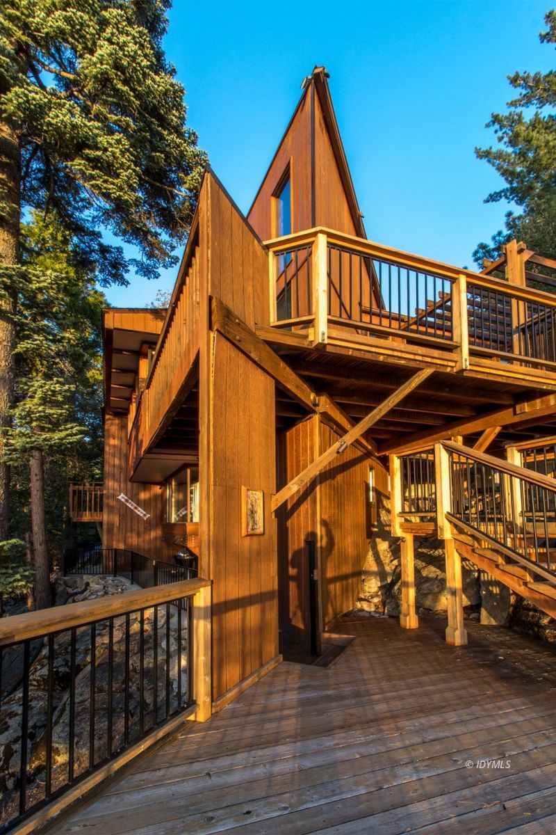 25281 Deer Path Road Pine Cove, CA 92549 - Photo 39 of 42 a view of a house with wooden deck