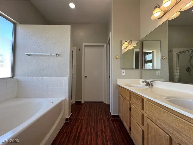 $2,300 | 6987 Wineberry Drive, Las Vegas, NV 89119