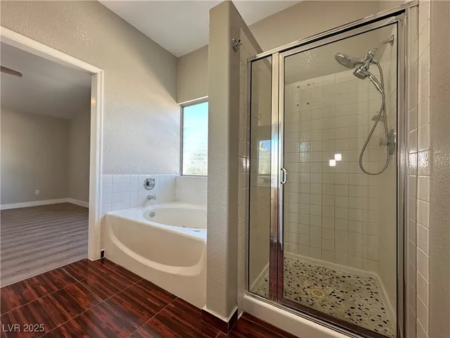 $2,300 | 6987 Wineberry Drive, Las Vegas, NV 89119