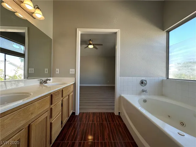 $2,300 | 6987 Wineberry Drive, Las Vegas, NV 89119