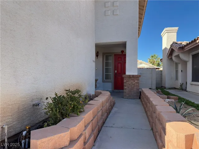 $2,300 | 6987 Wineberry Drive, Las Vegas, NV 89119