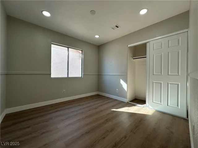 $2,300 | 6987 Wineberry Drive, Las Vegas, NV 89119