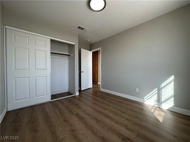 $2,300 | 6987 Wineberry Drive, Las Vegas, NV 89119