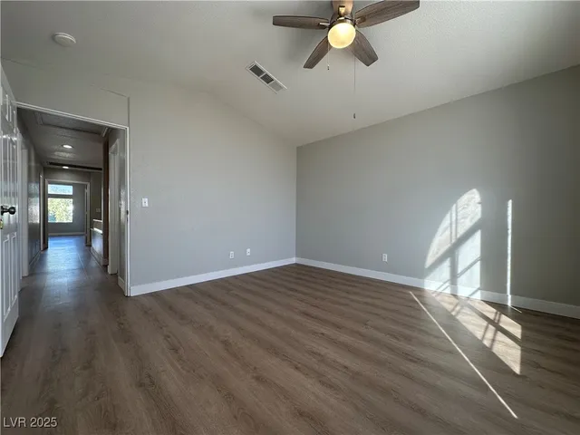 $2,300 | 6987 Wineberry Drive, Las Vegas, NV 89119