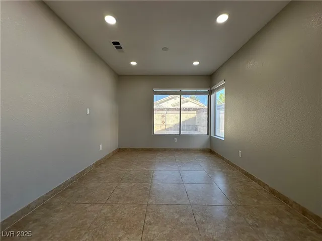 $2,300 | 6987 Wineberry Drive, Las Vegas, NV 89119