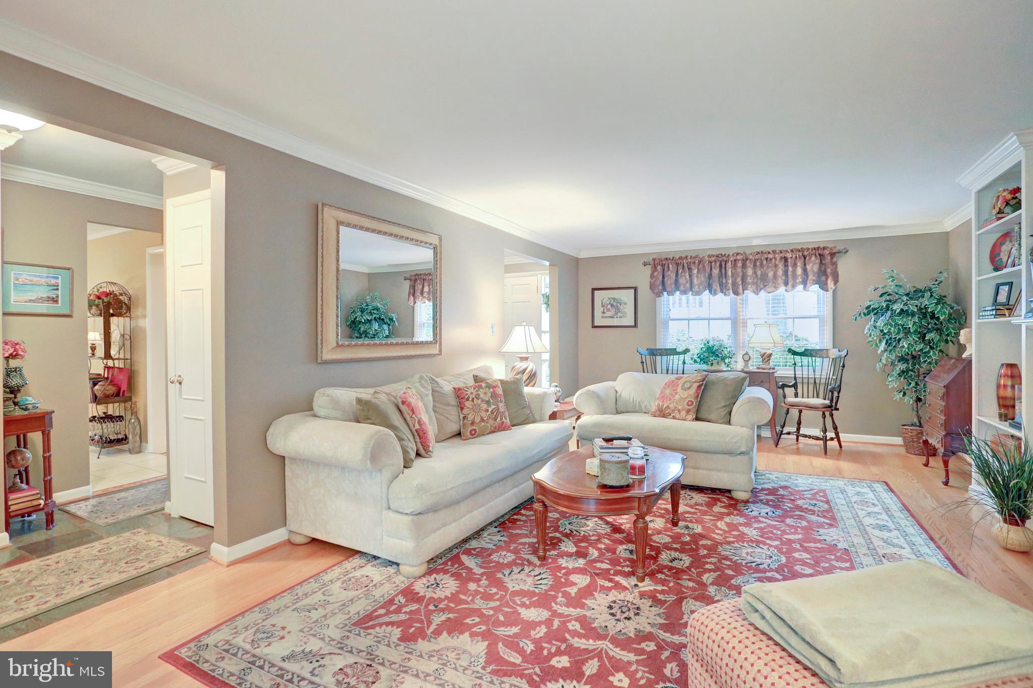 2656 Cambridge Road York, PA 17402 - Photo 8 of 33 Gallery Image 8